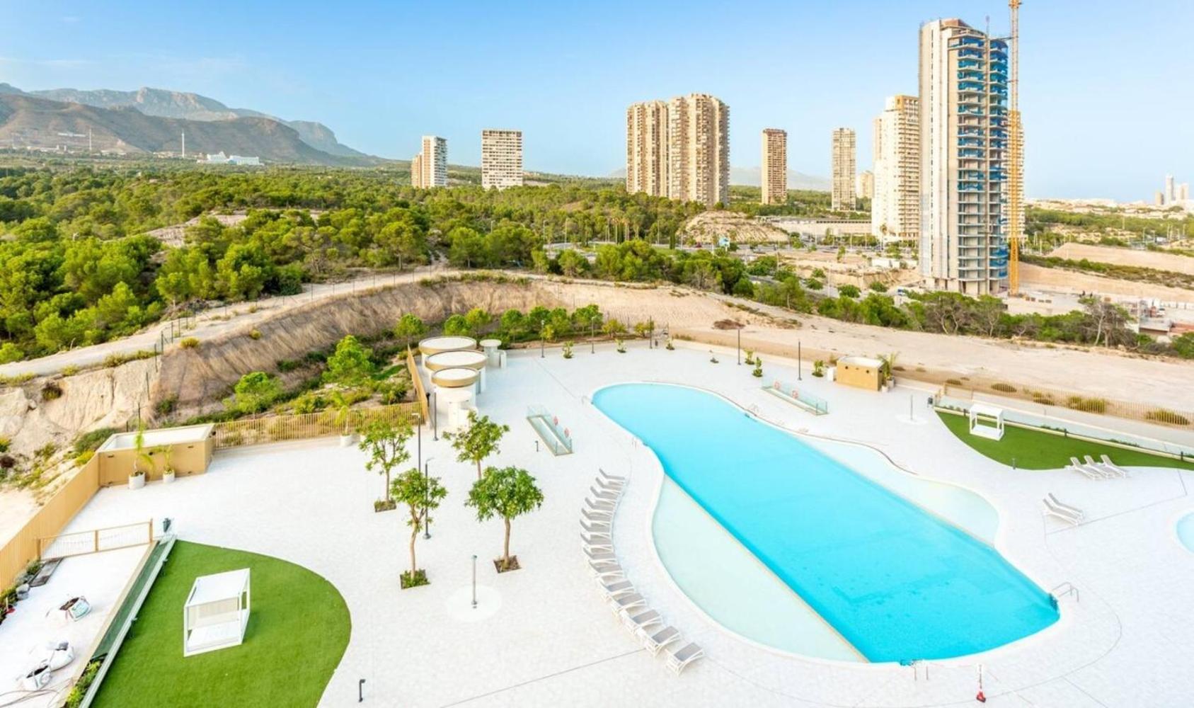 Skypartment Intempo Benidorm Apartment Екстериор снимка